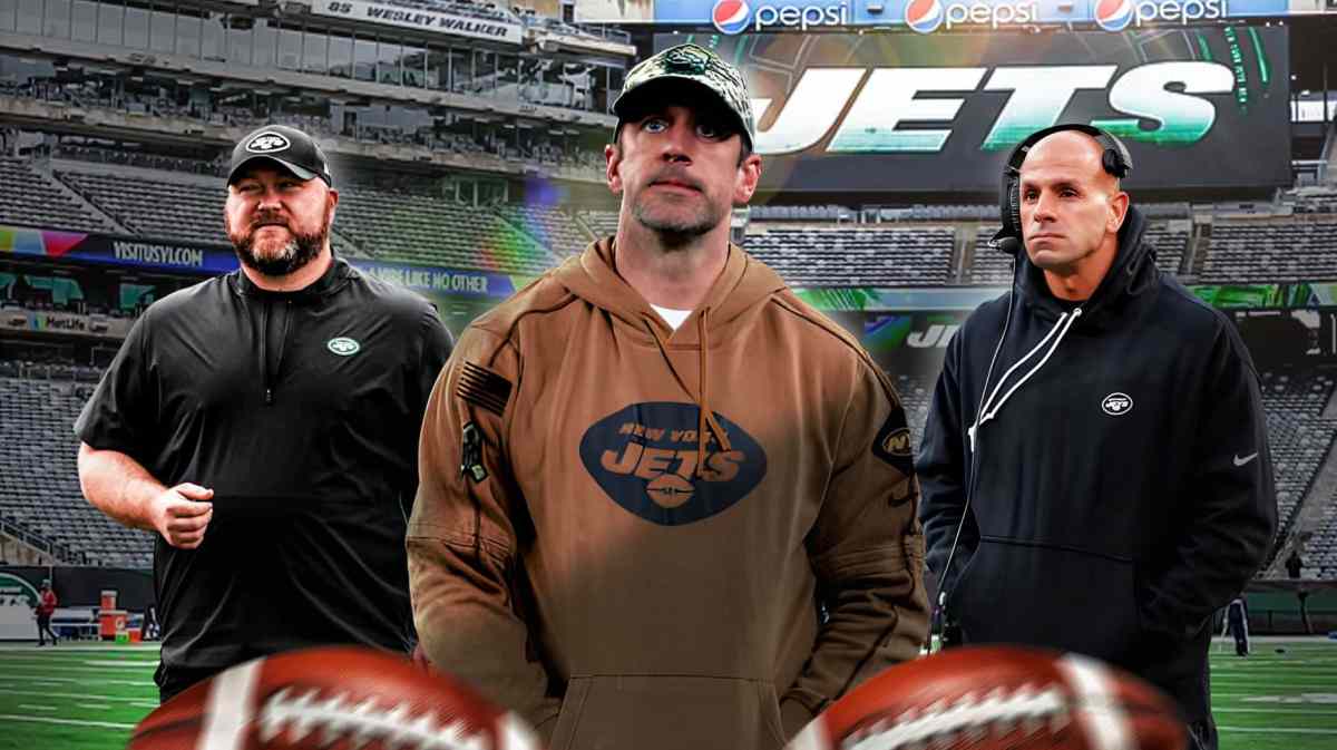 Joe Douglas, Aaron Rodgers and Robert Saleh. MetLife Stadium in background