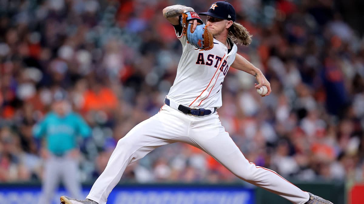 Houston Astros relief pitcher Josh Hader (71) delivers a pitch against the Seattle Mariners during the ninth inning at Minute Maid Park. 