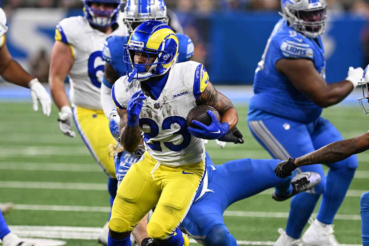 Los Angeles Rams running back Kyren Williams (23) runs during the second half of a 2024 NFC wild card game against the Detroit Lions at Ford Field