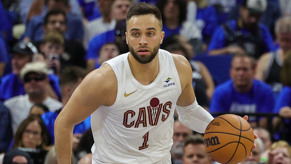 Cleveland Cavaliers guard Max Strus (1) brings the ball up court 