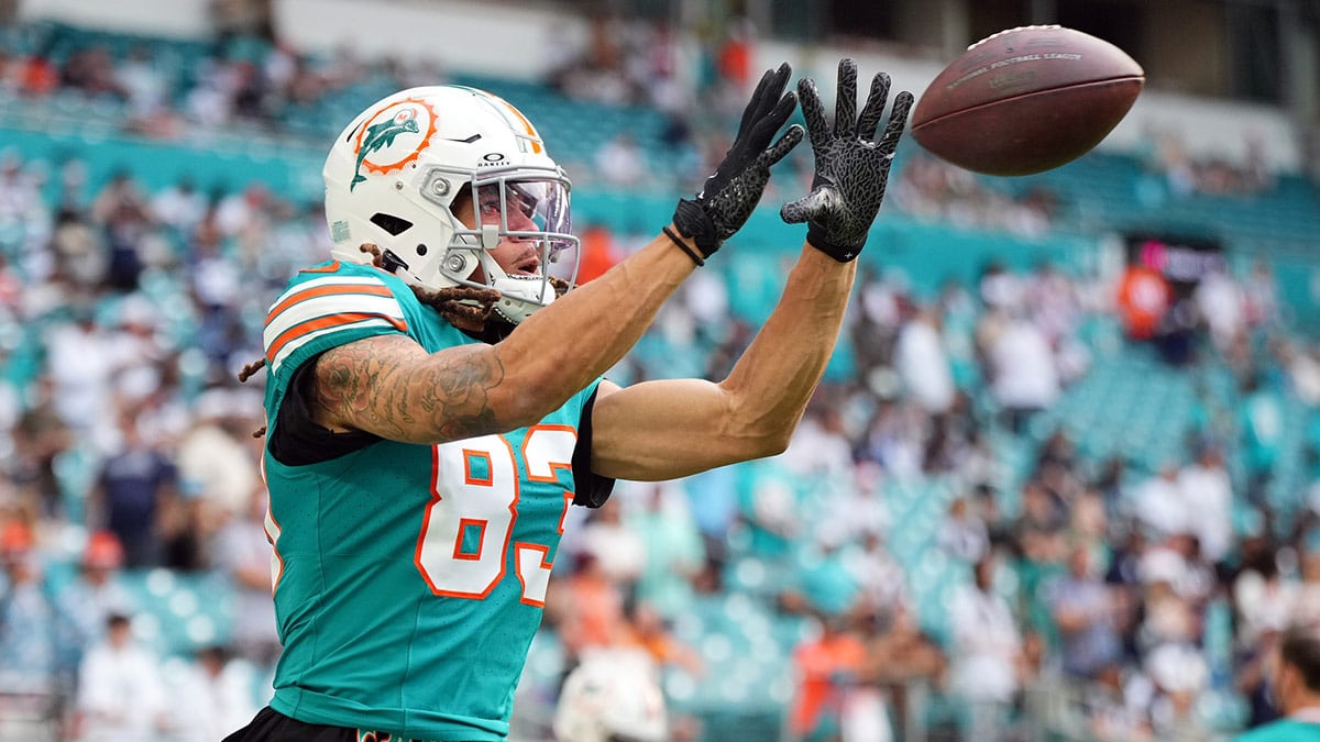 Miami Dolphins wide receiver Chase Claypool (83) warms up prior to the game against the Dallas Cowboys at Hard Rock Stadium. 