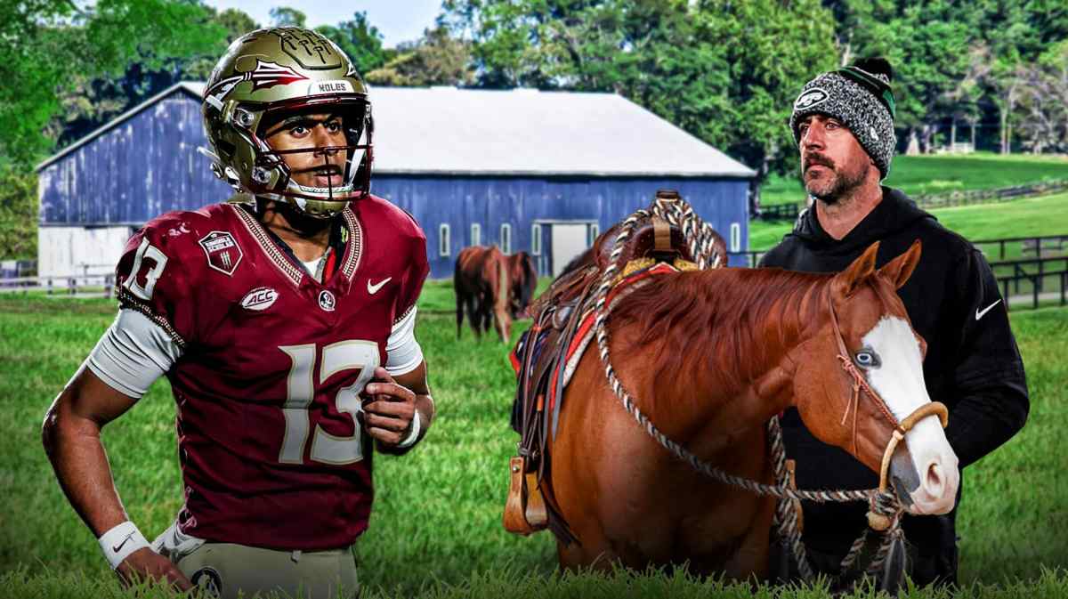 Aaron Rodgers handing Jordan Travis the reins