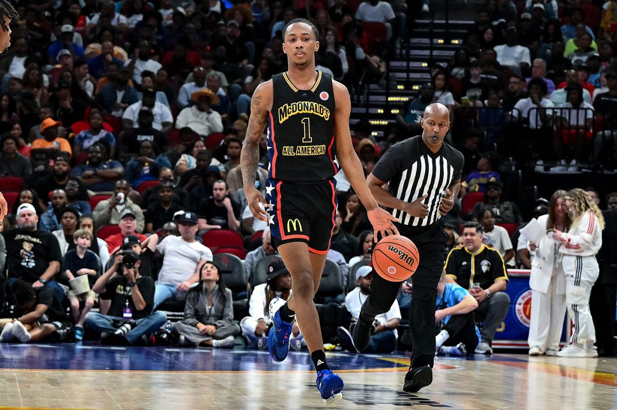McDonald's All American West forward Ron Holland (1) in action during the first half against the McDonald's All American East at Toyota Center.