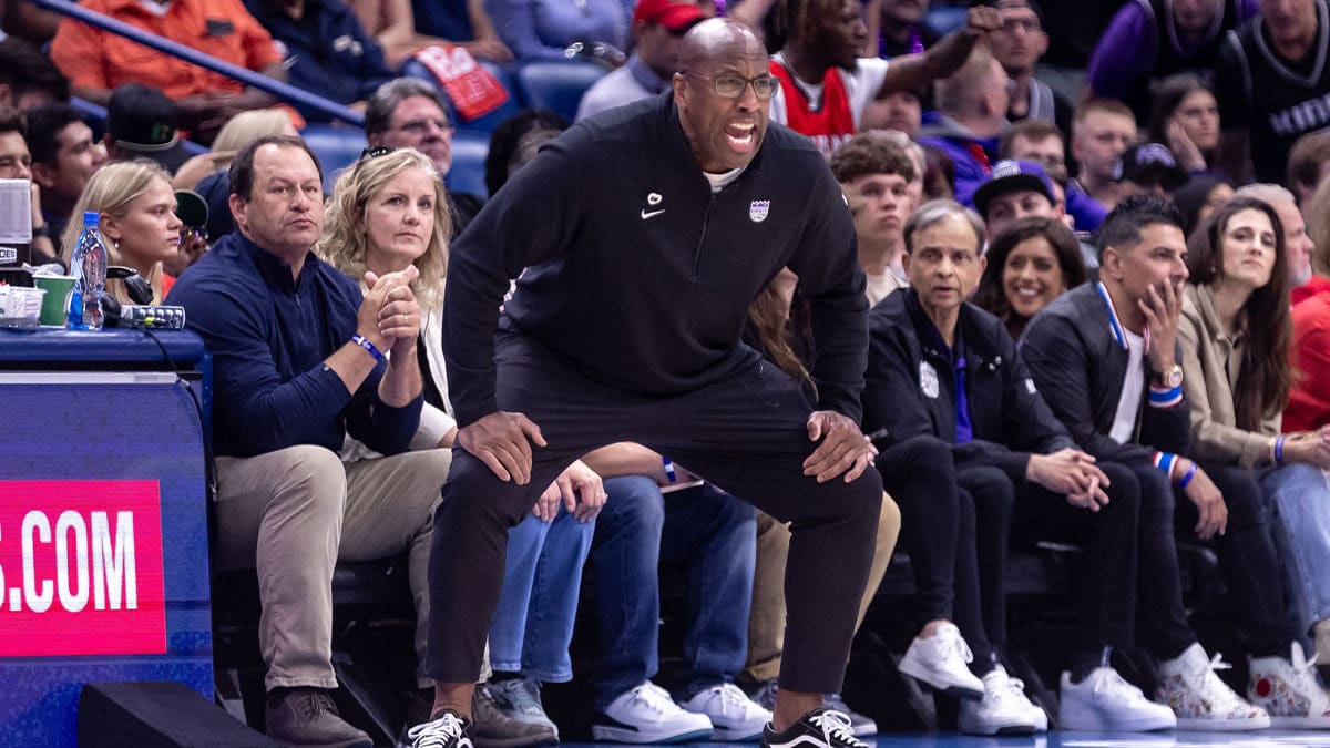 Apr 19, 2024; New Orleans, Louisiana, USA; Sacramento Kings head coach Mike Brown gives direction against the New Orleans Pelicans in the first half during a play-in game of the 2024 NBA playoffs at Smoothie King Center. Mandatory Credit: Stephen Lew-USA TODAY Sports