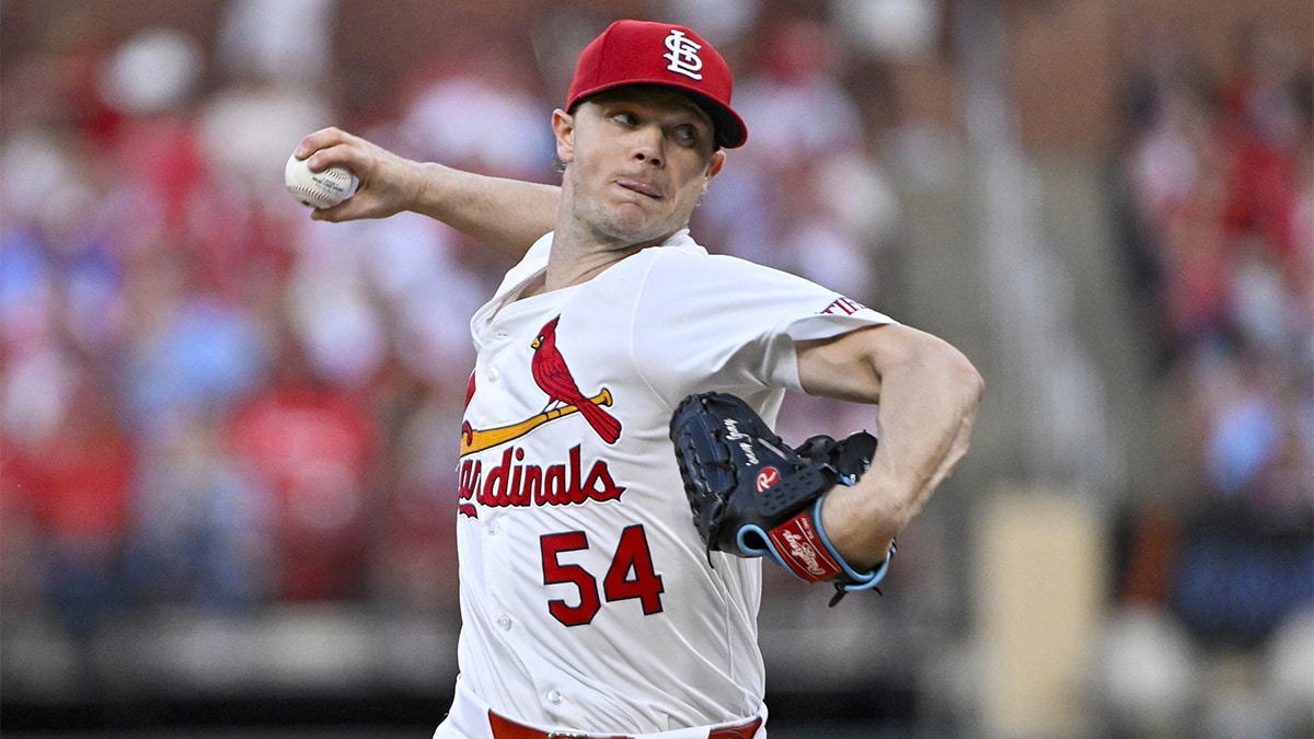 St. Louis Cardinals starting pitcher Sonny Gray (54) pitches against the Chicago White Sox during the second inning at Busch Stadium. 