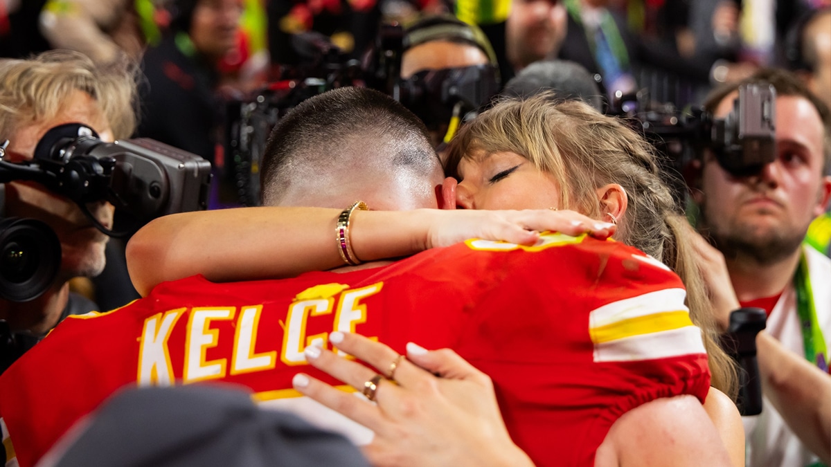 Kansas City Chiefs tight end Travis Kelce (87) celebrates with girlfriend Taylor Swift after defeating the San Francisco 49ers in Super Bowl LVIII at Allegiant Stadium