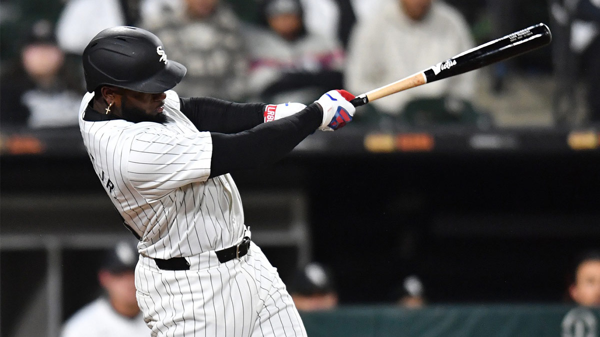 Chicago White Sox center fielder Luis Robert Jr. (88) doubles during the eighth inning againnst the Atlanta Braves at Guaranteed Rate Field.
