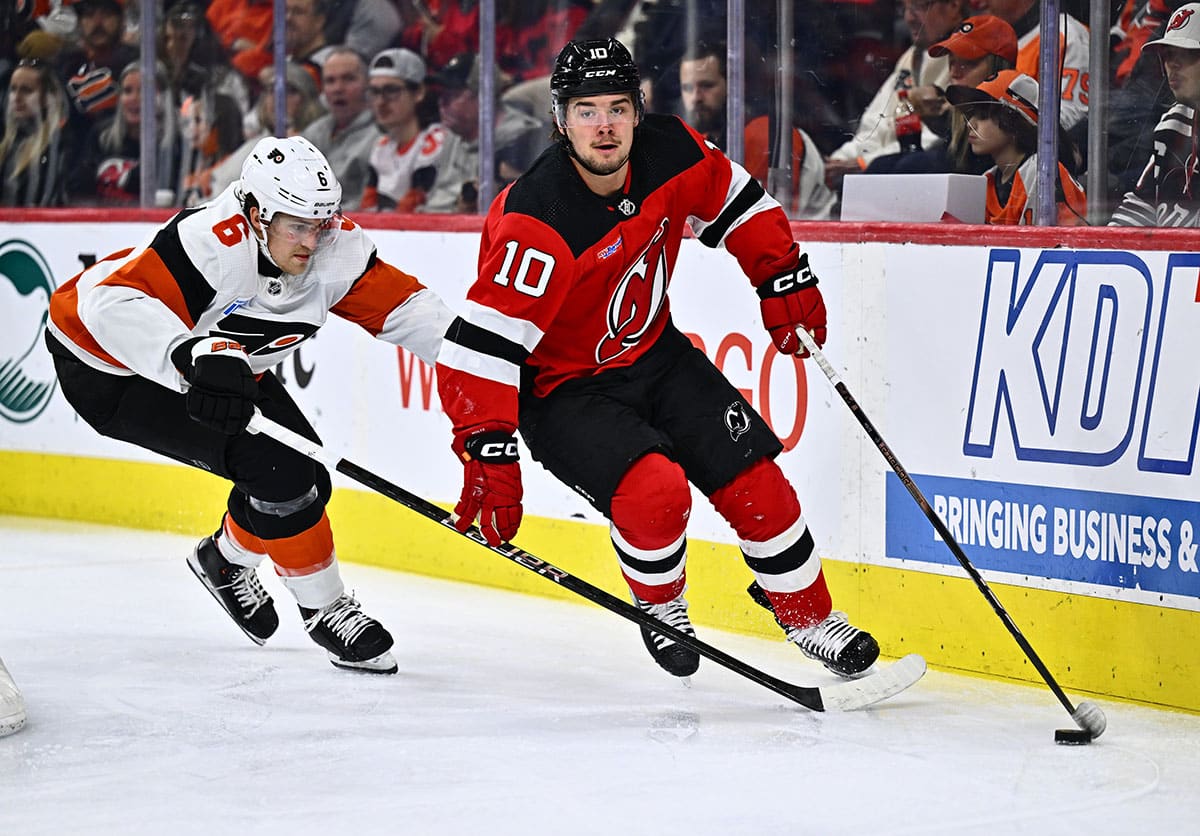 New Jersey Devils player Alexander Holtz