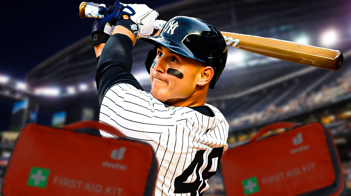 Anthony Rizzo, first aid kit
