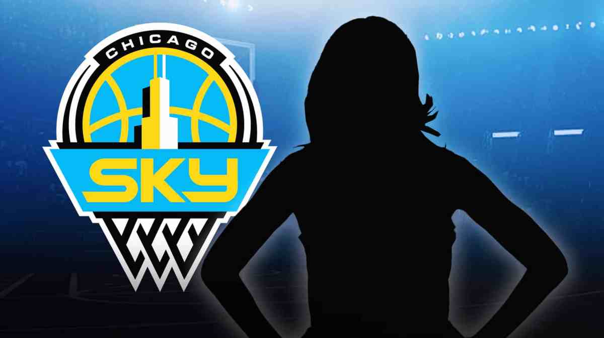 Sky's Kysre Gondrezick faces Chicago roster, Jaylen Brown, Celtics fans sit in background