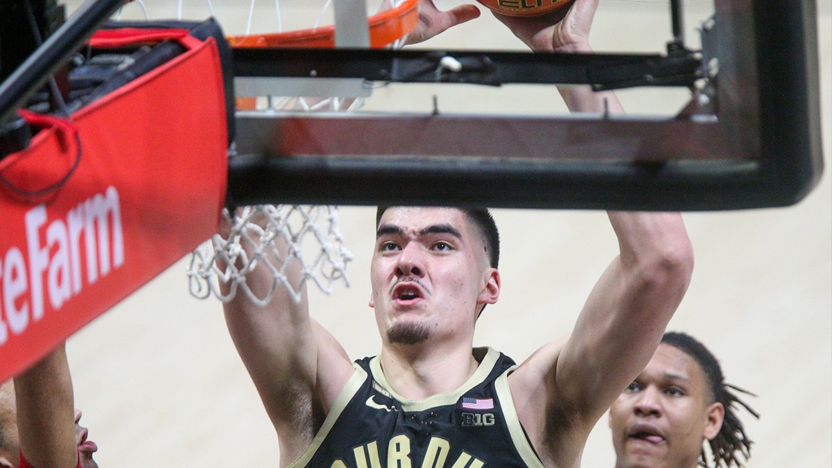 Boilermaker center Zach Edy (15) attempts to dunk the ball during the NCAA men s basketball game, Saturday, Feb. 25, 2023, at Mackey Arena in West Lafayette, Ind. Hoosiers won 79-71