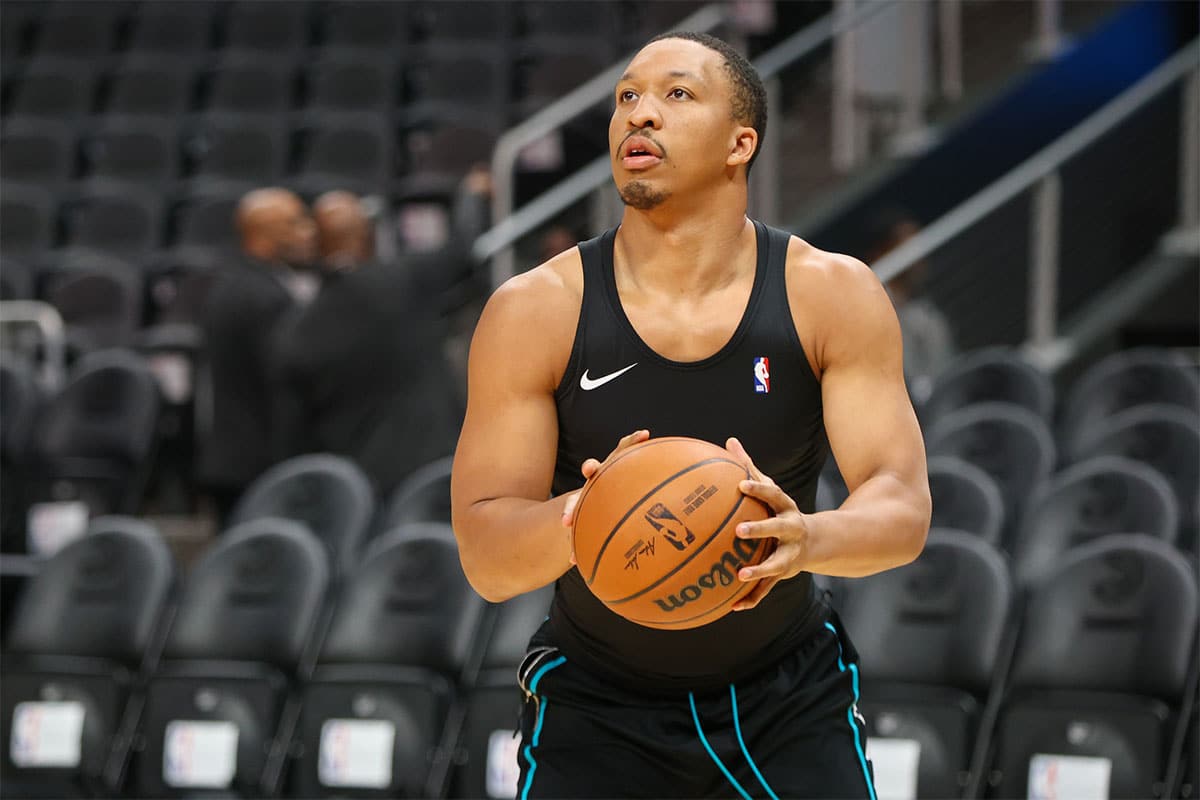 Charlotte Hornets forward Grant Williams (2) prepares for a game against the Atlanta Hawks at State Farm Arena.