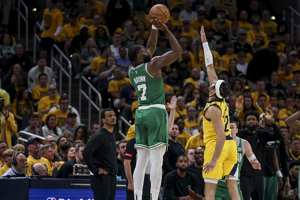 Boston Celtics guard Jaylen Brown (7) attempts to score during the second quarter during game four of the eastern conference finals for the 2024 NBA playoffs at Gainbridge Fieldhouse