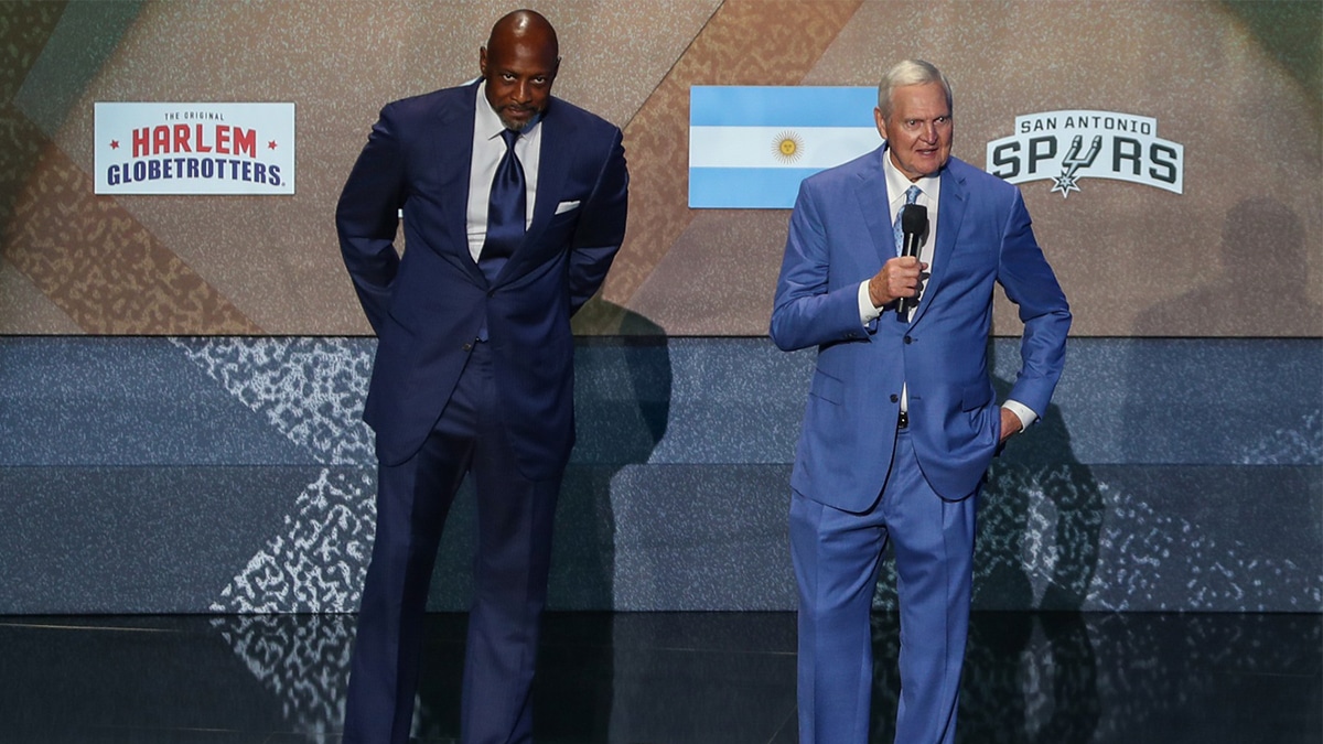 Alonzo Moirning (l) and Jerry West (r) at the 2022 Basketball Hall of Fame at Symphony Hall. 