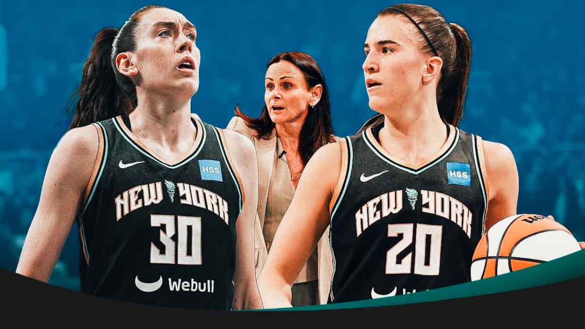 Liberty Sandy Brondello, Breanna Stewart and Sabrina Ionescu