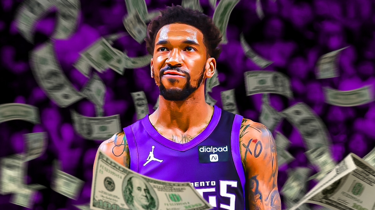 Kings' Malik Monk with money
