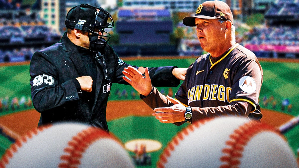 Padres manager Mike Shildt looking angry at an umpire.