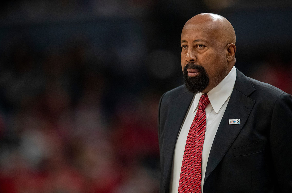 Indiana Hoosiers head coach Mike Woodson, Thursday, March 10, 2022, during Big Ten tournament menâ€™s action from Indianapolisâ€™ Gainbridge Fieldhouse. Indiana won 74-69.