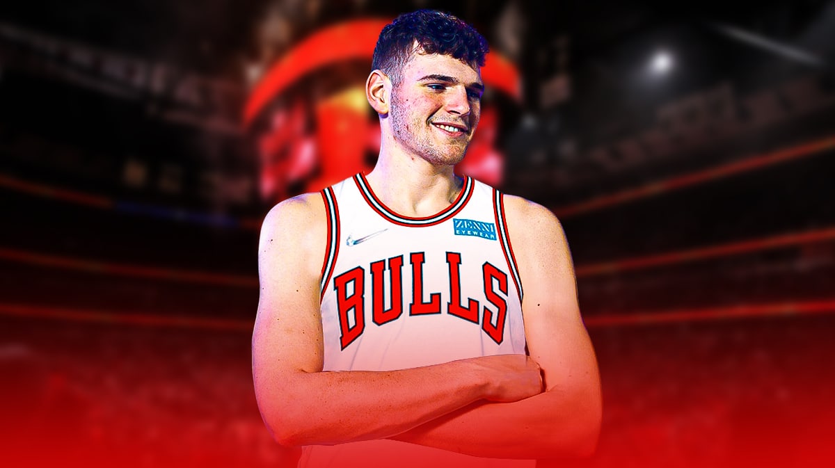 Donovan Clingan in a Bulls uniform