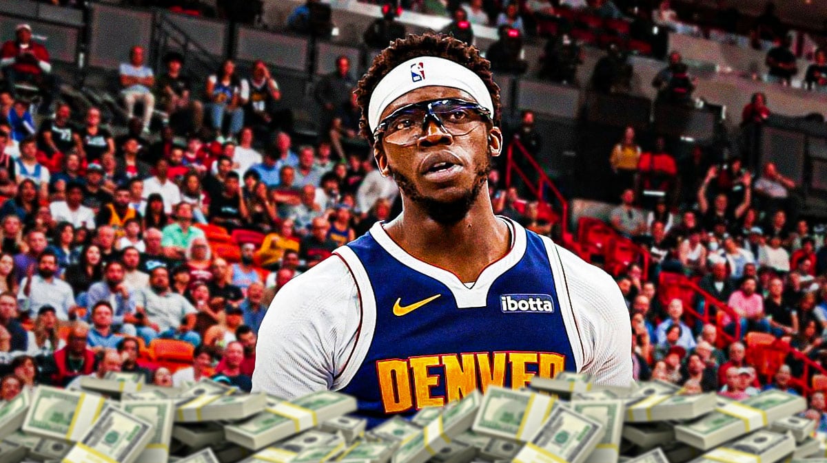 Nuggets' Reggie Jackson with money