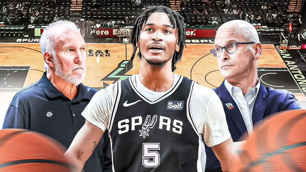 Spurs Stephon Castle next to Gregg Popovich and Dan Hurley