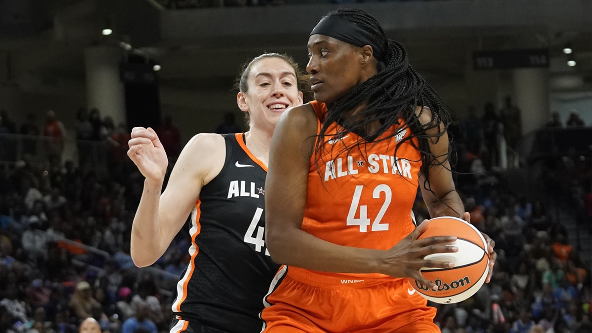 Sylvia Fowles playing in the All-Star Game