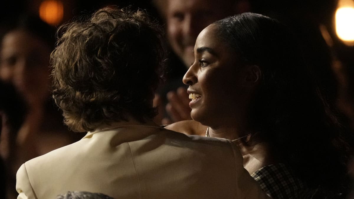 The Bear stars Jeremy Allen White and Ayo Edebiri at the 2024 SAG Awards.