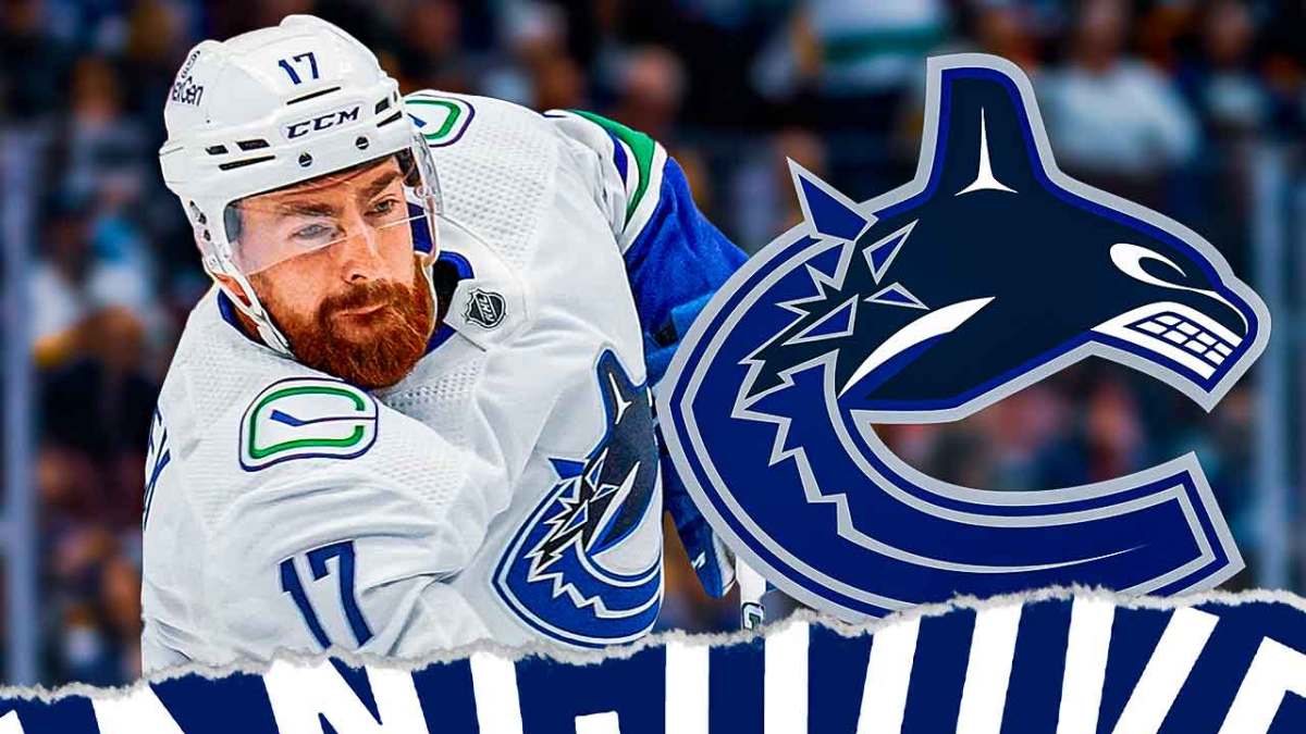 Canucks defenseman Filip Hronek