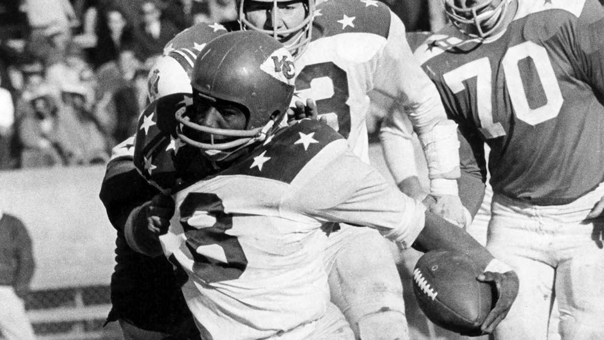 Kansas City Chiefs running back Abner Haynes (28) in action during the 1965 AFL All Star Game at Jeppesen Stadium. 