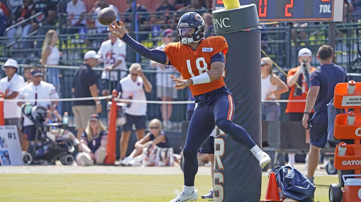 Chicago Bears quarterback Caleb Williams (18) throws a pass during Chicago Bears Training Camp at Halas Hall