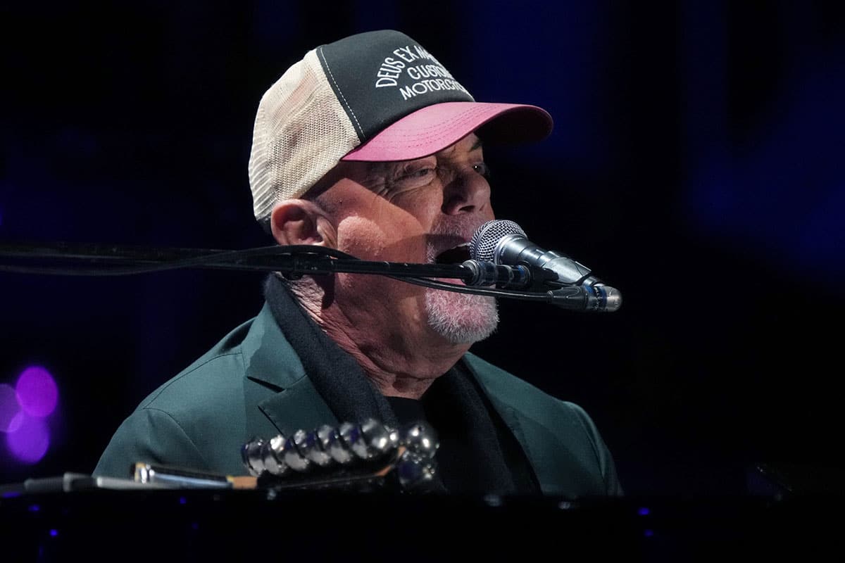 Billy Joel performing at Chase Field on December 8, 2023.