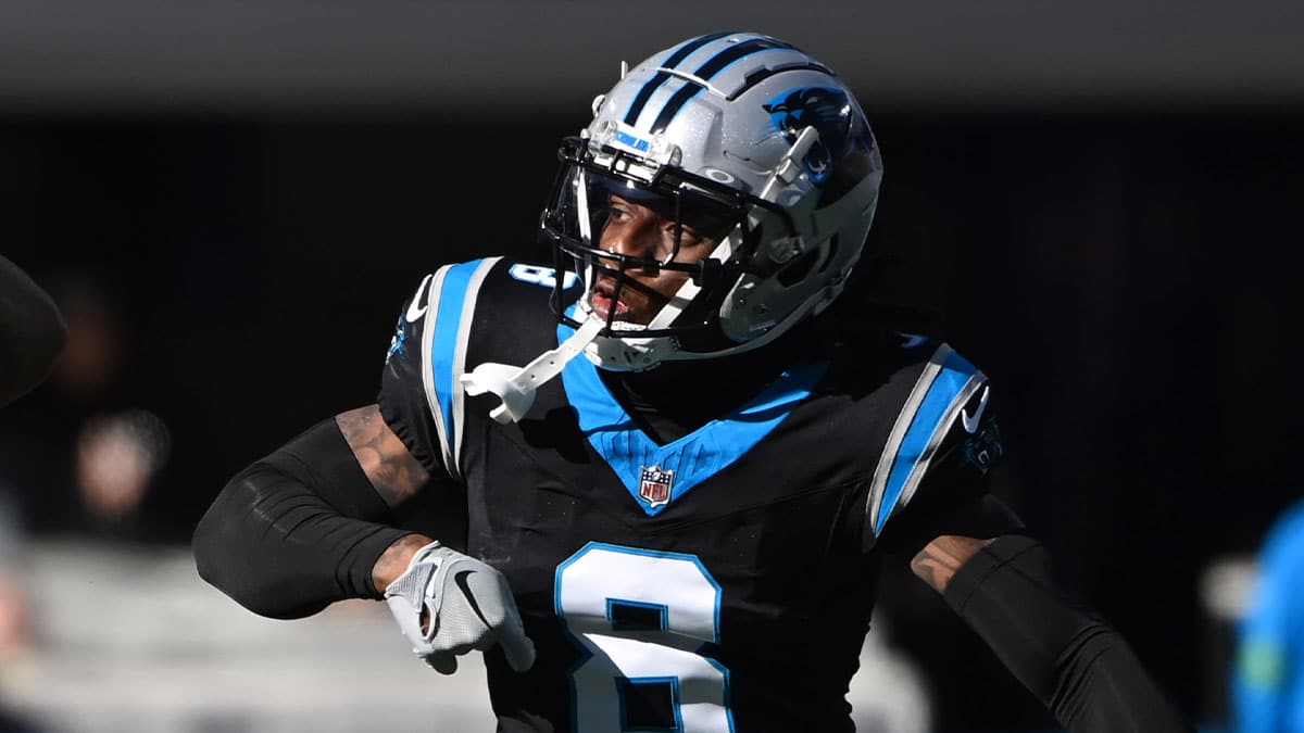 Carolina Panthers cornerback Jaycee Horn (8) on the field in the first quarter at Bank of America Stadium.