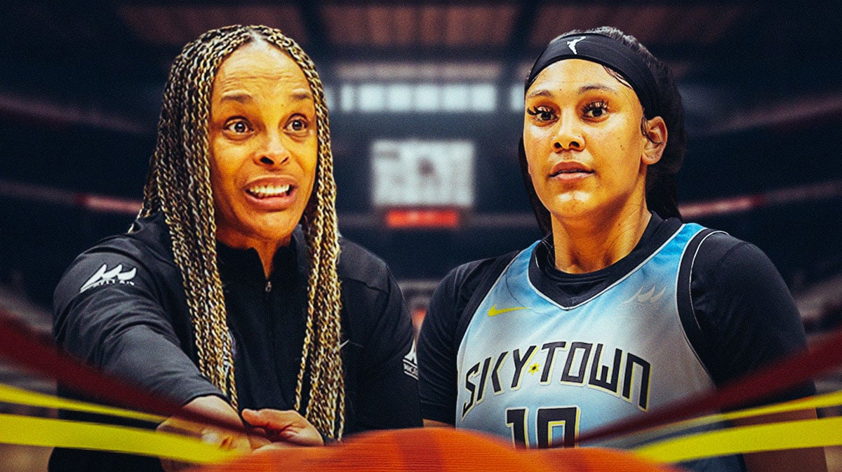 Sky center Kamilla Cardoso stands next to Teresa Weatherspoon, Angel Reese in background