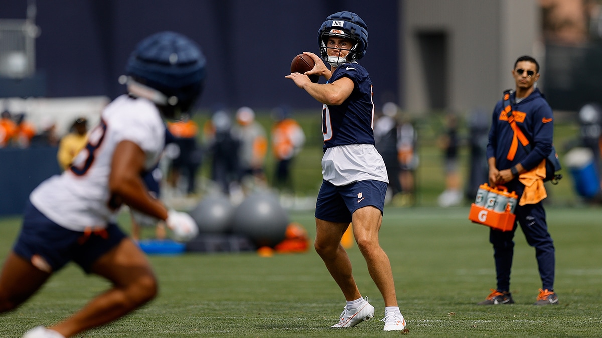 Jul 26, 2024; Englewood, CO, USA; Denver Broncos quarterback Bo Nix (10) during training camp at Broncos Park Powered by CommonSpirit. Mandatory Credit: Isaiah J. Downing-USA TODAY Sports