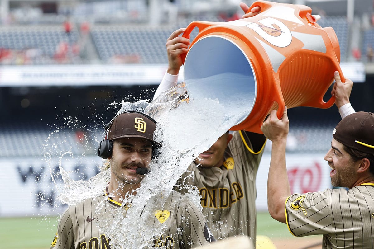 Padres defeat Nationals in a no-hit performance from Dylan Cease.