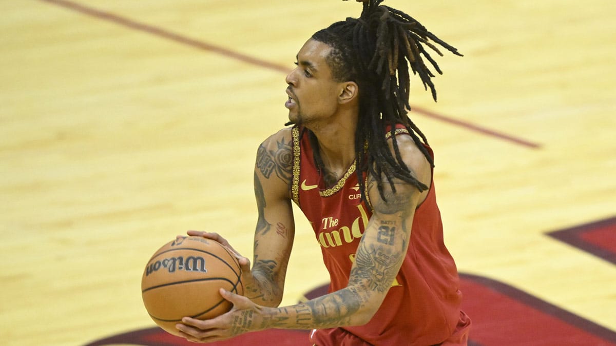 Cleveland Cavaliers forward Emoni Bates (21) shoots in the fourth quarter against the Brooklyn Nets at Rocket Mortgage FieldHouse. 