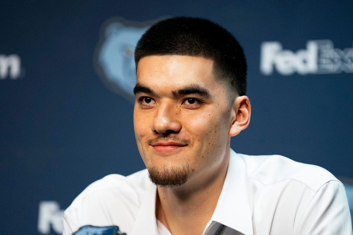 Zach Edey, a first-round draft pick for the Grizzlies, smiles during a press conference to introduce the team’s 2024 NBA Draft picks at FedExForum