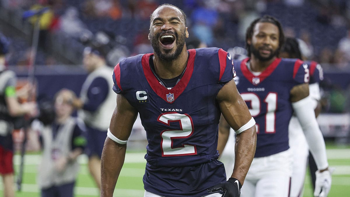 Houston Texans wide receiver Robert Woods (2) before the game against the Cleveland Browns at NRG Stadium.