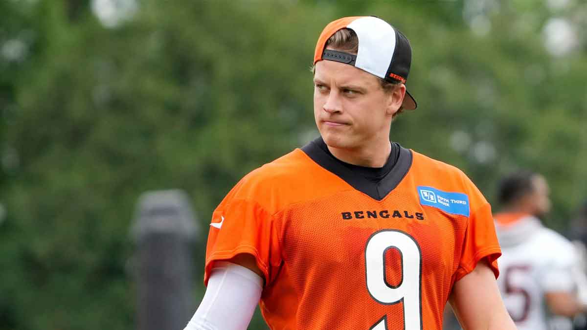 Cincinnati Bengals quarterback Joe Burrow return to the practice field during an offseason workout at the practice fields outside of Paycor Stadium