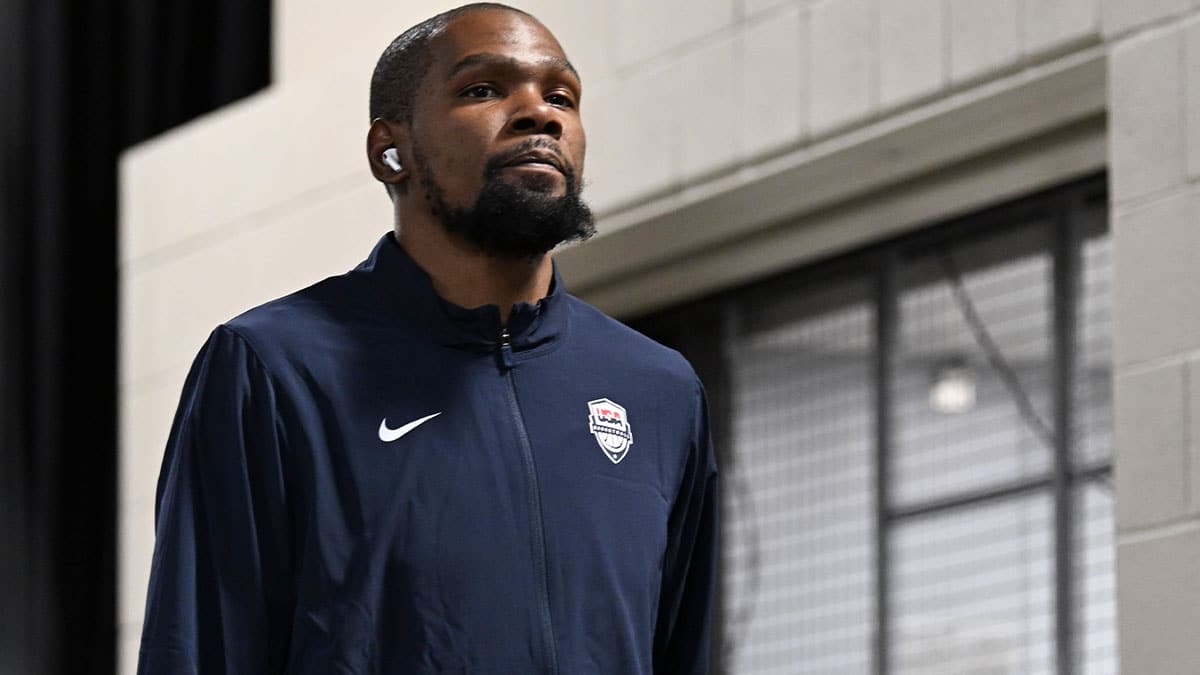 USA forward Kevin Durant (7) arrives for a game against Canada for the USA Basketball Showcase at T-Mobile Arena. 