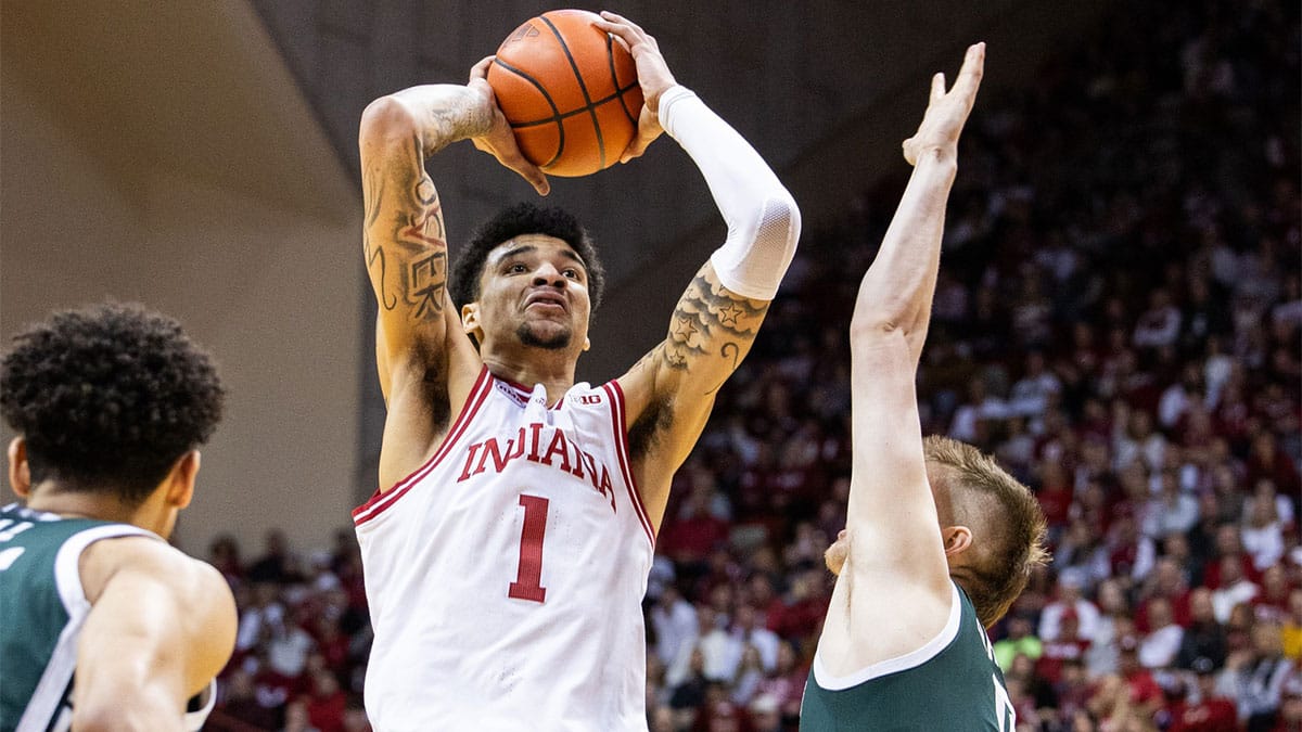 Indiana Hoosiers center Kel'el Ware (1) shoots the ball while Michigan State Spartans forward Jaxon Kohler (0) defends in the first half at Simon Skjodt Assembly Hall.