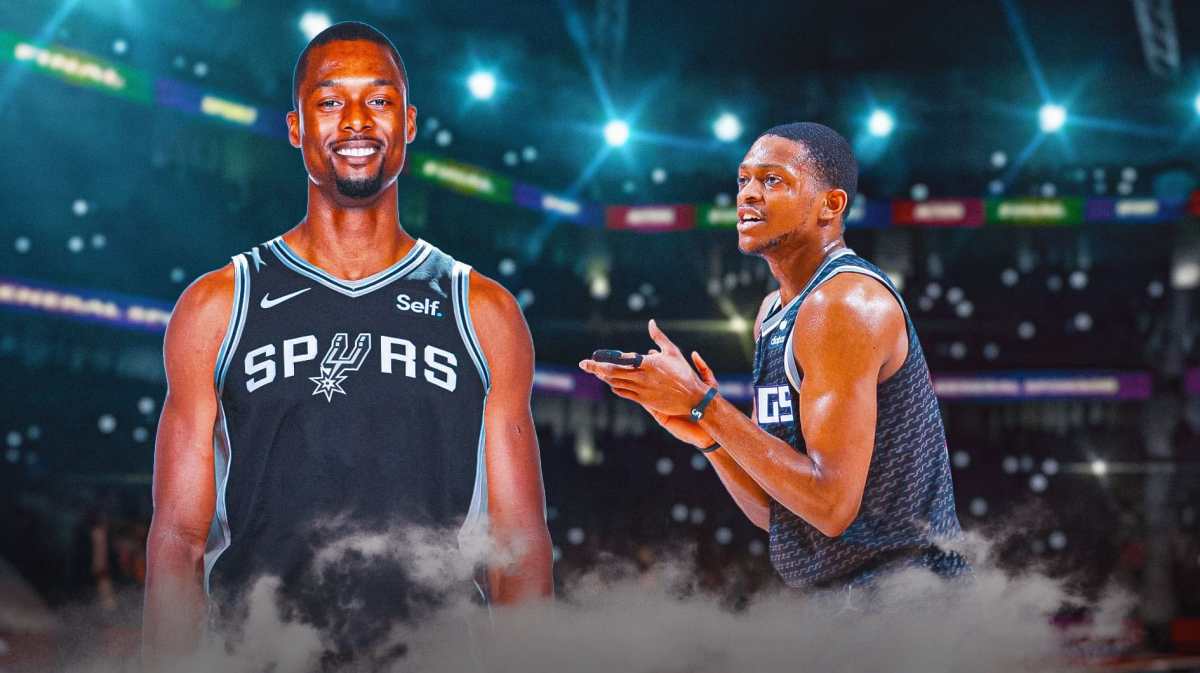 Spurs Harrison Barnes with Kings De'Aaron Fox and Domantas Sabonis
