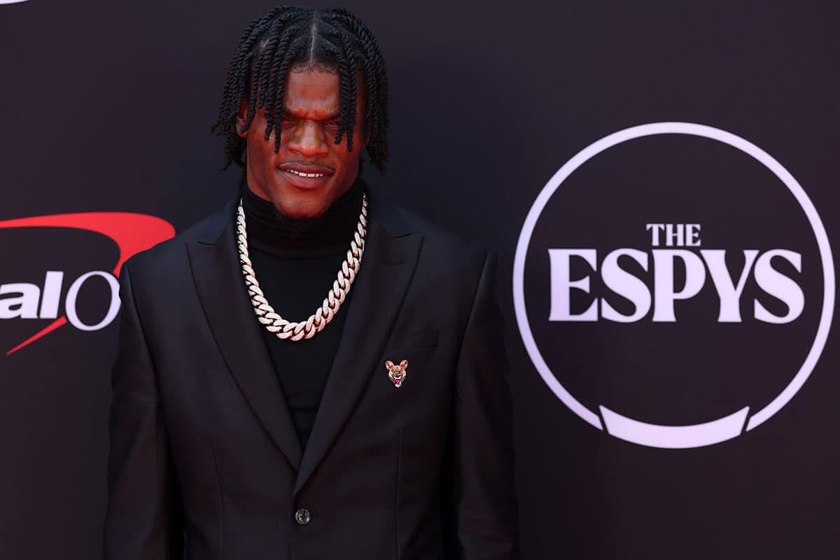 Baltimore Ravens quarterback Lamar Jackson arrives on the red carpet before the 2024 ESPYS at Dolby Theatre.