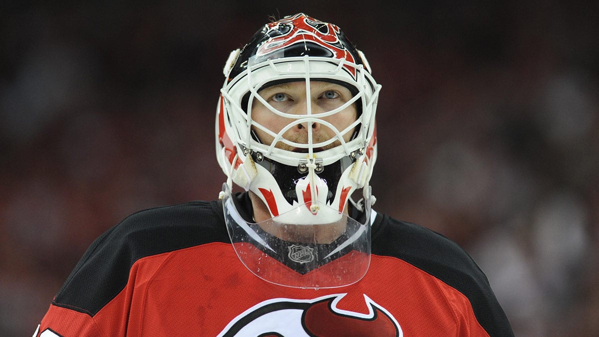 Devils goalie Martin Brodeur looks up to the crowd during Wednesday's 2-1 loss in Game 1 of the first round of the Eastern Conference playoffs against the Philadelphia Flyers