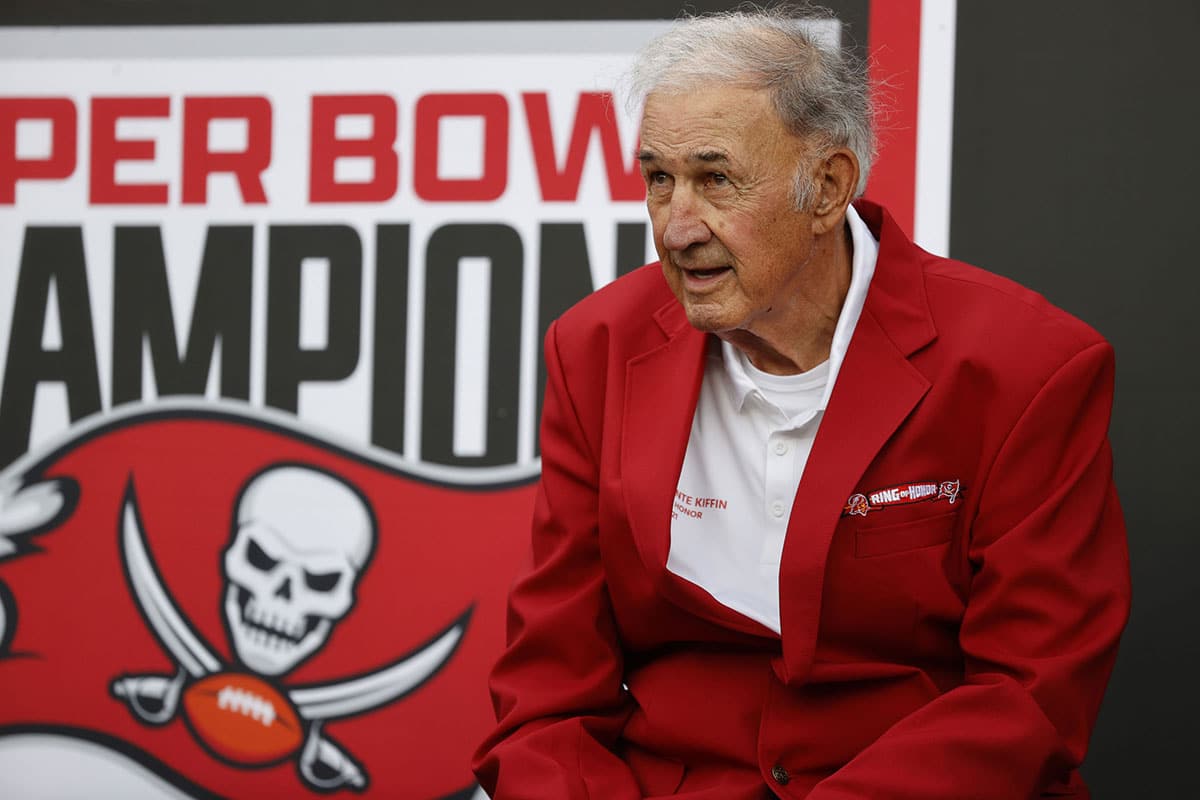 Tampa Bay Buccaneers former defensive coordinator Monte Kiffin becomes part of the Ring of Honor during halftime against the Atlanta Falcons at Raymond James Stadium.