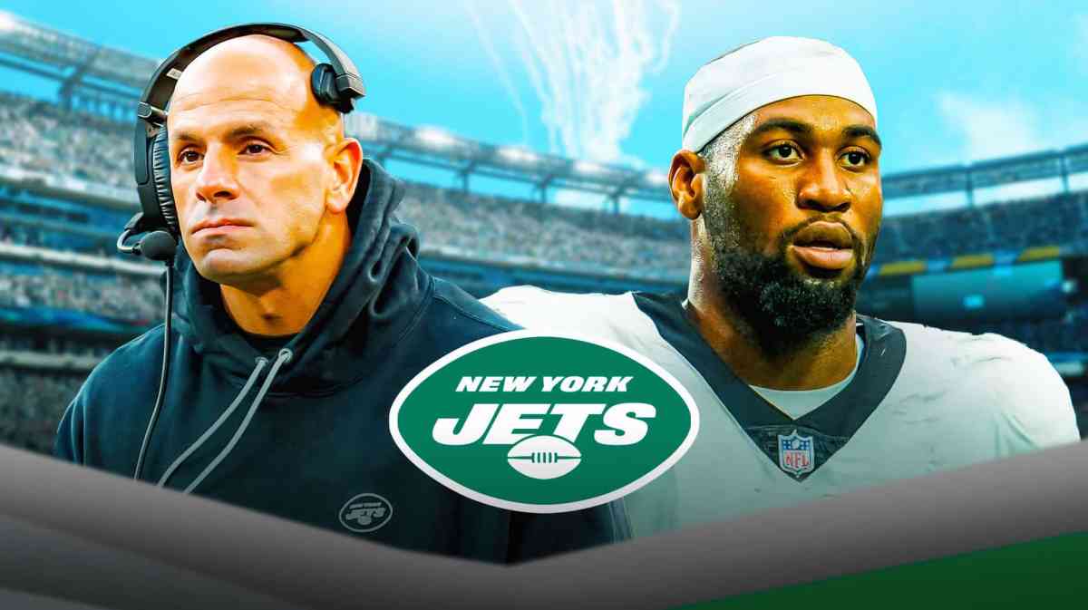 Jets' Haason Reddick stands next to Robert Saleh during training camp