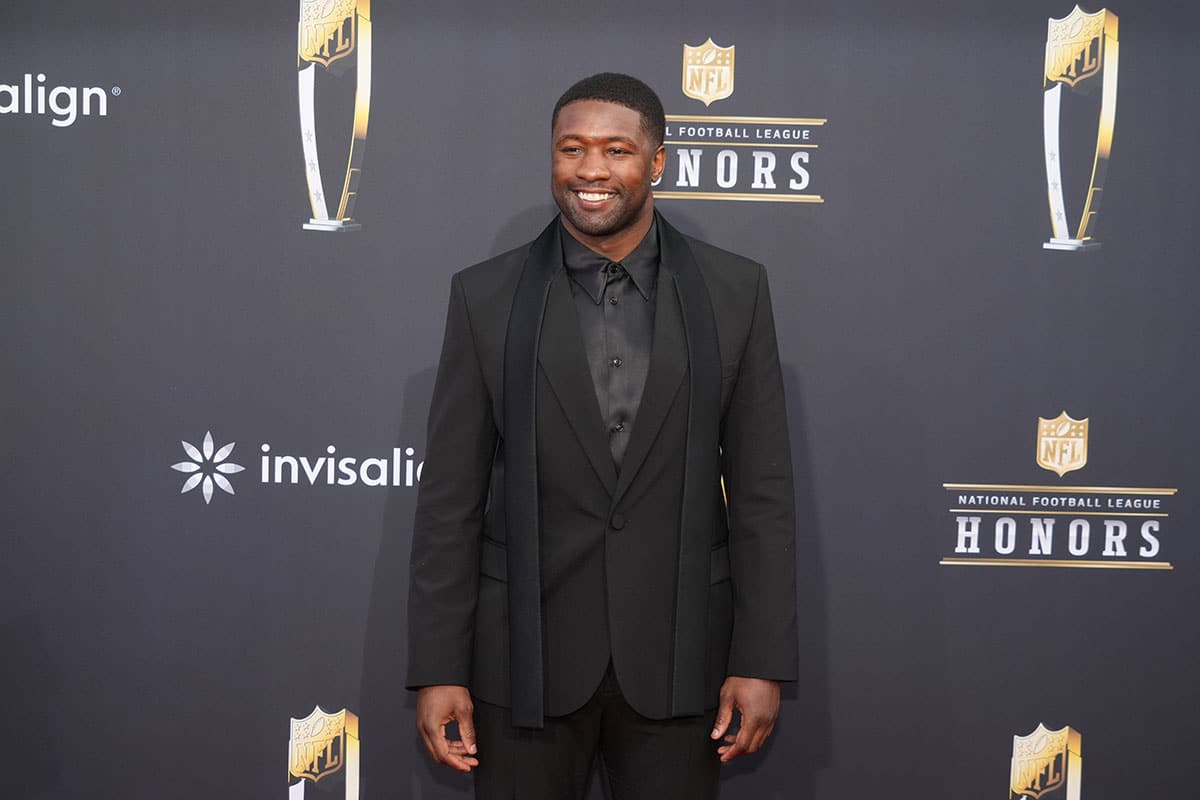 Roquan Smith on the red carpet before the NFL Honors show at Resorts World Theatre.