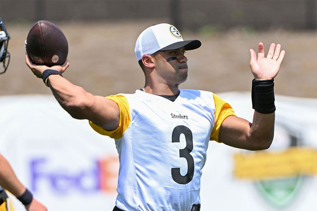 Pittsburgh Steelers quarterback Russell Wilson (3) participates in drills during training camp at Saint Vincent College.