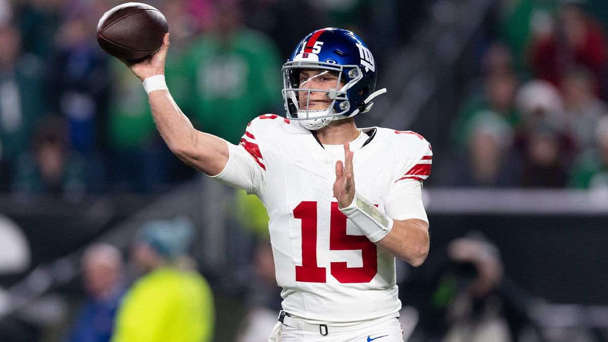 New York Giants quarterback Tommy DeVito (15) passes the ball against the Philadelphia Eagles during the second quarter at Lincoln Financial Field. 