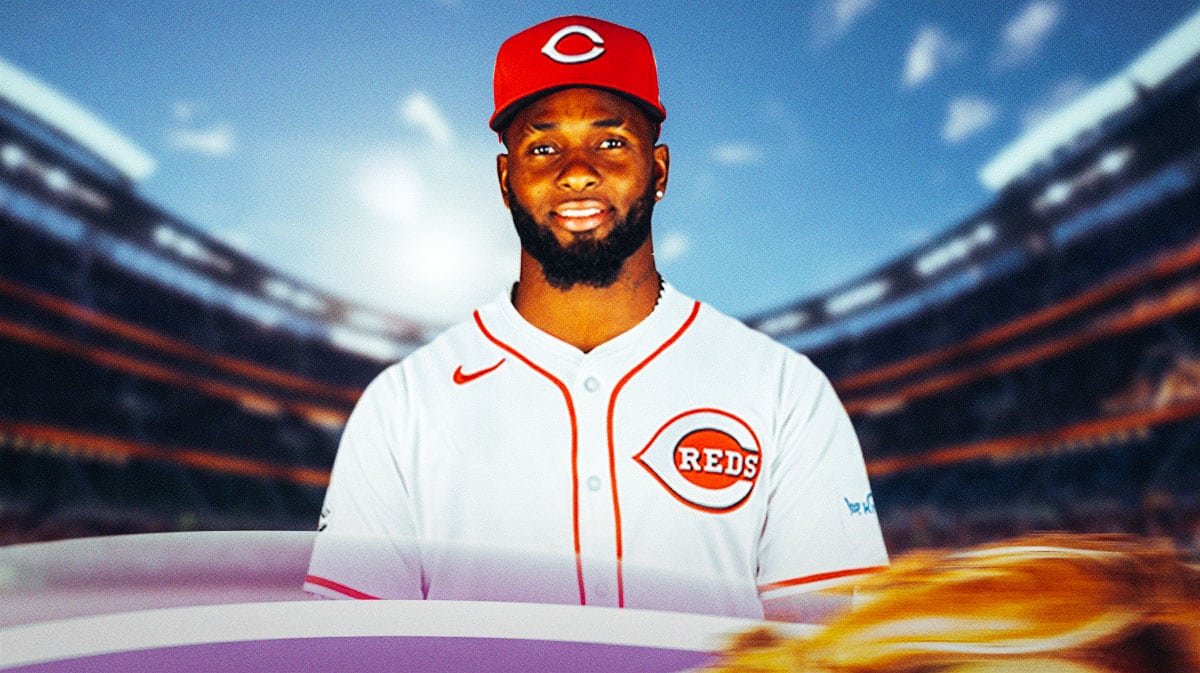 Luis Robert Jr. in a Cincinnati Reds Jersey